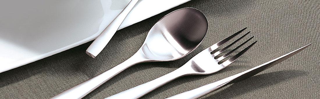 Guy Degrenne cutlery in stainless 18/10 and silver plated