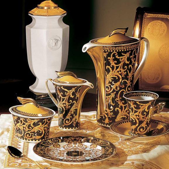 Versace dinnerware at Besteckliste collection