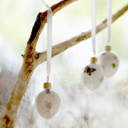 DresdenPorcelain Easter figurines